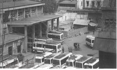 01.jpg