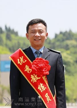 06肖亮.jpg