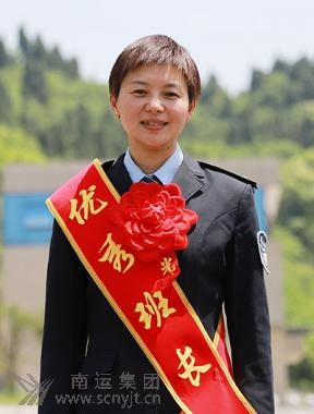 01曾慧.jpg