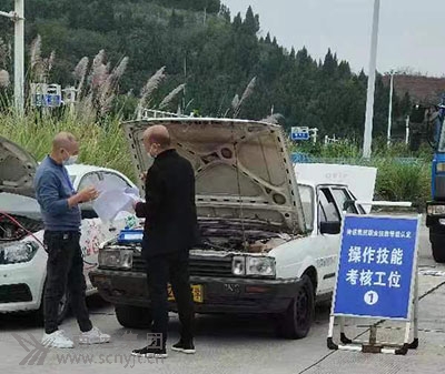 02.jpg